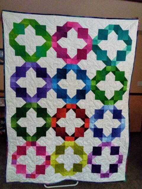 Gradation Throw Quilt - image 1