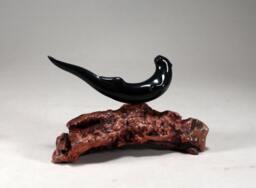 River Otter Sculpture By John Perry 6In Long On Back Version Ebonite - thumbnail 1