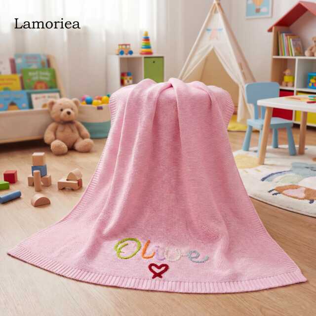 Personalized Name Yarn Embroidered Baby Blanket, Custom Gift - 80x100cm - image 1