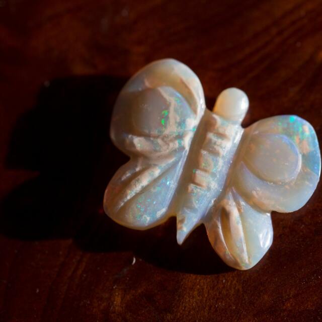 Lightning Ridge Rainbow Butterfly Opal Carving - 5.36 Cts - image 1
