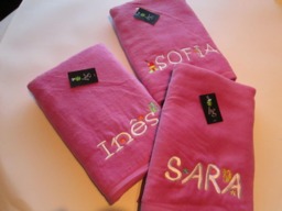 "Personalized Embroidered Beach Towel - 100% Cotton Size 70cm X 140cm - 27"" 55" - thumbnail 1