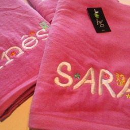 "Personalized Embroidered Beach Towel - 100% Cotton Size 70cm X 140cm - 27"" 55" - thumbnail 2