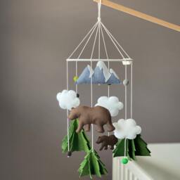 Felt Forest Baby Mobile, Woodland Bear Crib Mobile - thumbnail 3