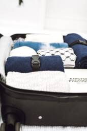 Linen Travel Towels in Blue - Small Waffle Weave, Lightweight & Soft, Quick-Dry, Compact - thumbnail 2