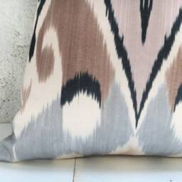 Handwoven Silk Ikat Pillow Cover Modern Decorative Cushion, 20x20 - thumbnail 3