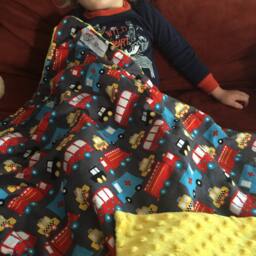 "Colorful & Funky Taxis & Buses Baby Blanket ""Leo" - thumbnail 2
