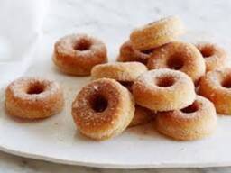 Cinnamon Sugar Donut Candle - thumbnail 1
