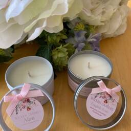 Hand Poured Soy Wax Candle 50+ Fragrances in Silver Tin - 10 Cl - thumbnail 2