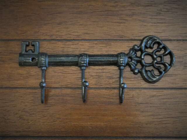 Vintage Inspired Cast Iron Key Holder Rack - Farmhouse Foyer Hook - image 1