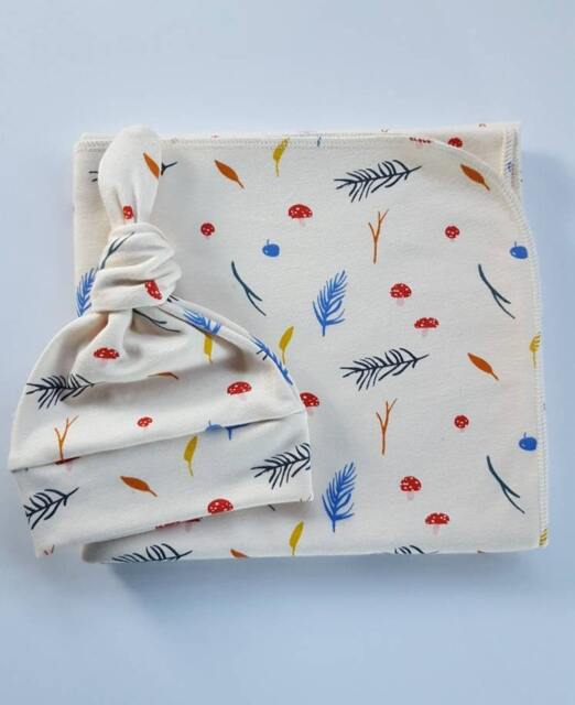 Mushrooms Organic Baby Blanket & Newborn Hat Set. Gender-Neutral Take-Home Shower Gift. Photo Prop - image 1