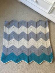 Chevron Crochet Baby Blanket, Custom Nursery Decor - thumbnail 1
