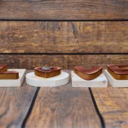 "Wooden Sign Love Great Decoration Purebred Dog in The Letter ""O" - thumbnail 2