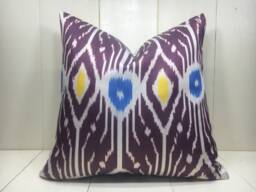 Handwoven Silk Ikat Pillow Cover - 20x20 - thumbnail 1