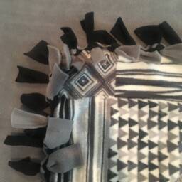 Children's Grey Patterned Weighted Blanket - thumbnail 1