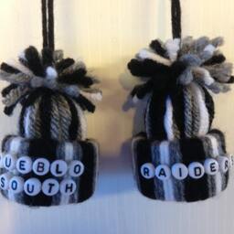 Nfl Team Beanie Hat Ornament, Personalized Yarn Holiday Decoration - thumbnail 3
