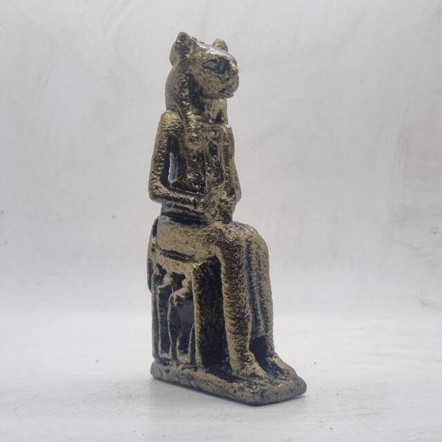 Gold Colour Goddess Bastet Statuette. 3D Printed Egyptian Goddess, Deity Figurine, Resin Statue, Ancient Egyptian, Egyptology Gift Idea - image 1
