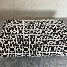 Velvet Footstool Coffee Table Pouffe Bench Chesterfield - thumbnail 4
