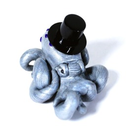 Hatted Octopus Miniature Sculpture With Magnetic Hat Attachment - thumbnail 3