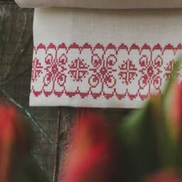 Rollo Klara - Linen - Historical Embroidered Edge - Roman Blind - Made To Measure - thumbnail 3