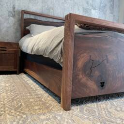 California Claro Walnut Bed - thumbnail 3