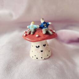 Personalised Little Persons On Mushroom Handmade Ceramic Figurine. Siblings Kids Family Friends Christmas Birthday Pottery Custom Gift - thumbnail 3