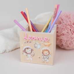 Pen Holder With Acrylic Name, Personalized Wooden Pencil Cup, Christmas Gift For Children, School Enrollment, Child Decoration Children's Room - thumbnail 4