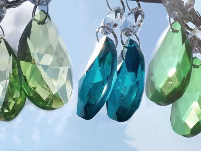 Choice Of Three Green Colour Oval Chandelier Drops Cut Glass Crystals Droplets Beads Prisms Christmas Tree Wedding Decorations Art Deco Chic - image 1