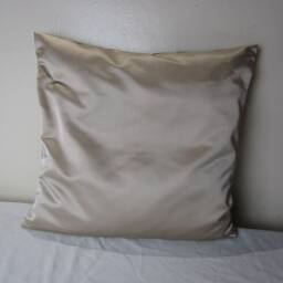 Designers Guild & John Derian Butterfly Thistle Linen 100% Cushion Cover - thumbnail 2