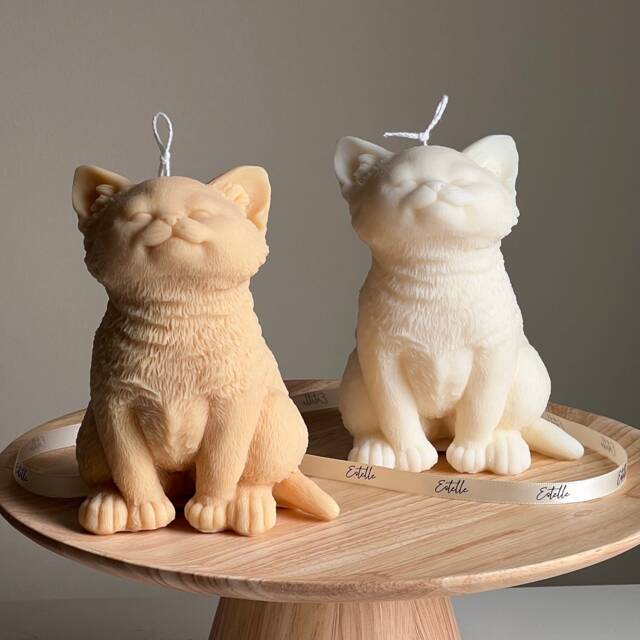Handmade Soy Wax Cat Candle Sculptural Animal Candle Gift - image 1
