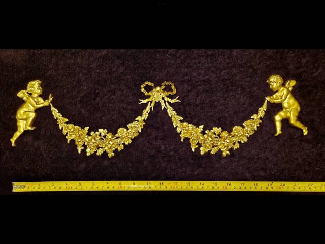 Large Ornate Applique Cherubs Floral Gilt White French Style Decorative Wall Furniture Onlay Moulding Pediment Plastic Decoration - image 1