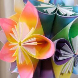 Christmas Tree Origami Ornament in Tie Dye Papers - thumbnail 3