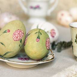 Hand Painted Flower Decorated Egg, Carnation Decoration, Collectible Free Standing Decoration - thumbnail 3