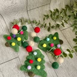 Felt Christmas Tree Garland Handmade Wool Ball Bunting - thumbnail 3