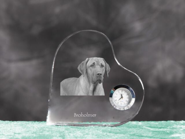Broholmer - Crystal Clock in The Shape Of A Heart With Image Pure-Bred Dog - image 1