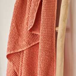 Canyon Clay Linen Waffle Bath Towel Large, Softened Linen-Cotton - thumbnail 2