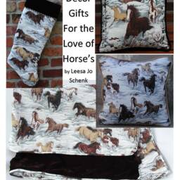 Snowy Horses Throw Blanket & Pillow Set, Brown Velvet, Equestrian Home Decor - thumbnail 4