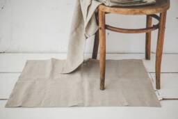 Natural Linen Bath Mat, Stonewashed Shower Farmhouse Bathroom Floor Double-Layered Washable Rug - thumbnail 1