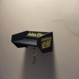 3D Printed 98T Spoiler Key Holder - Unique Wall Art With 3 Hooks Motorsport Decor For Car Enthusiasts - thumbnail 2