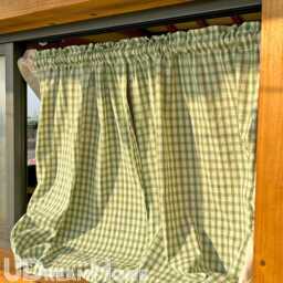 2 Panels Green Gingham Cafe Curtains Valances With Ruffles, Farmhouse Country Kitchen Curtains, Linen Half Custom Sizes - thumbnail 3