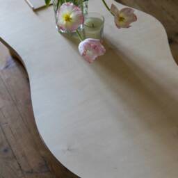 Wooden Coffee Table With Organic Shape & Pretty Curves Haricot - thumbnail 3