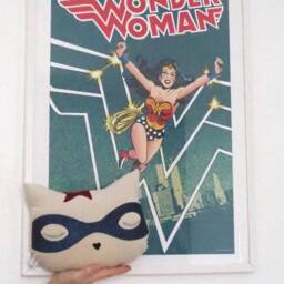 Superhero Cat Embroidered Cushion, Supercat - Les Iconiques Collection Caro & Zolie - thumbnail 2