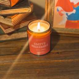Cherry Milkshake Scented Soy Candle Hand-Poured 8Oz Jar - thumbnail 2