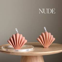 Soy Scallop Shell Candle - Summer Home Decor, Vegan - thumbnail 2