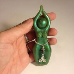 Druantia Druid Goddess Priestess Sculpture - Statue, Story Goddess, Nematona, Brigid, Celtic - thumbnail 2