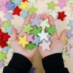 Felt Stars - 3 To 4 cm 10 Count Color Black Wool - Bowl Fillers Garland Halloween Wall Hanging - thumbnail 3