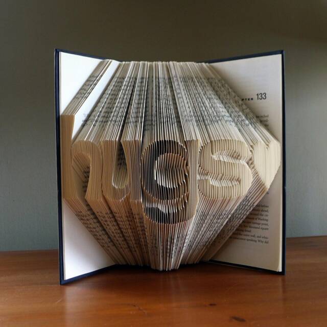 Folded Book Art - Gifts For Best Friend Grandparents Moms Dads Kids Hugs 4 Letters With A Heart
