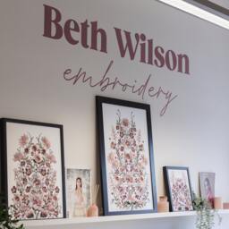 Medium Embroidered Artwork/Bespoke Embroidery Home Venue Decoration Custom Floral Design - thumbnail 3