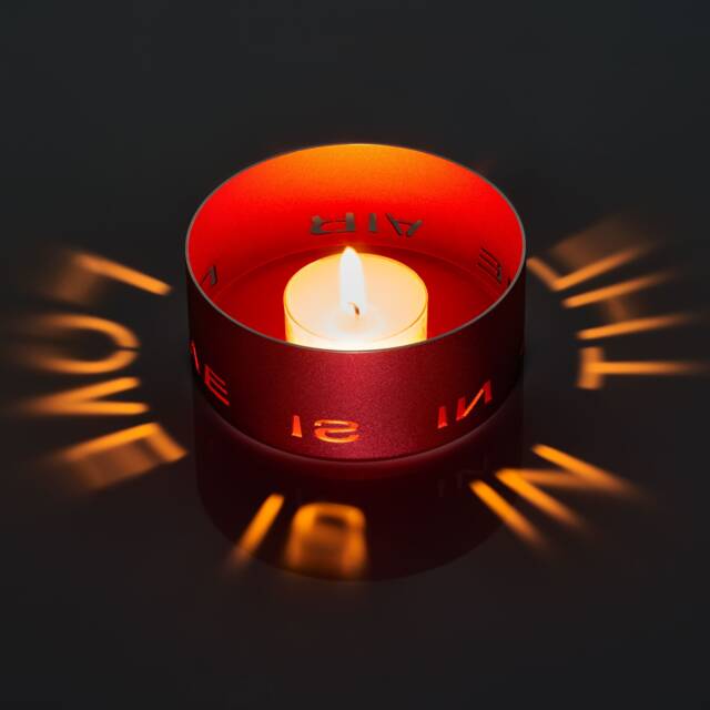 Glowessence - Love Is in The Air - image 1