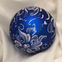 Hand Painted Rosemaling Matte Blue Ornament Silver Cascading Flowers Norwegian Folk Art - thumbnail 3