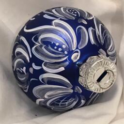 Hand Painted Rosemaling Matte Blue Ornament Silver Cascading Flowers Norwegian Folk Art - thumbnail 2